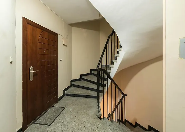 아파트 Calm Space In Center *