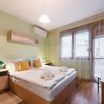 Calm Space In Center ヴァルナ