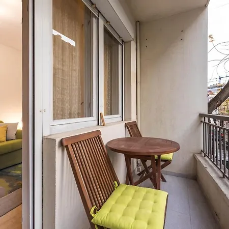 Calm Space In Center 瓦爾納