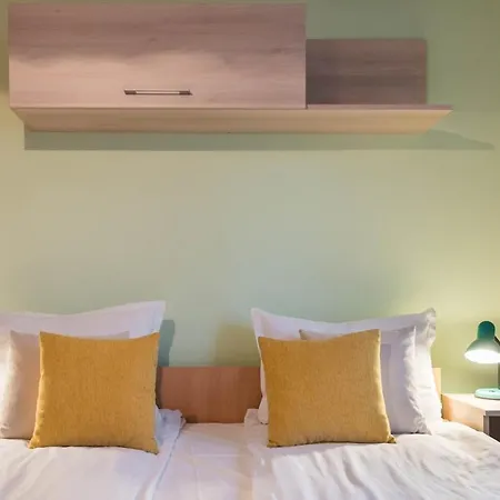 Calm Space In Center Apartment Varna