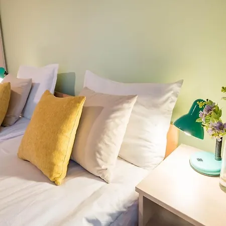 Calm Space In Center 公寓 *