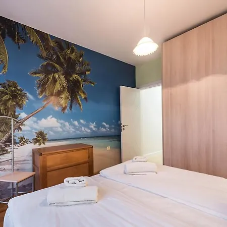 Calm Space In Center Apartment