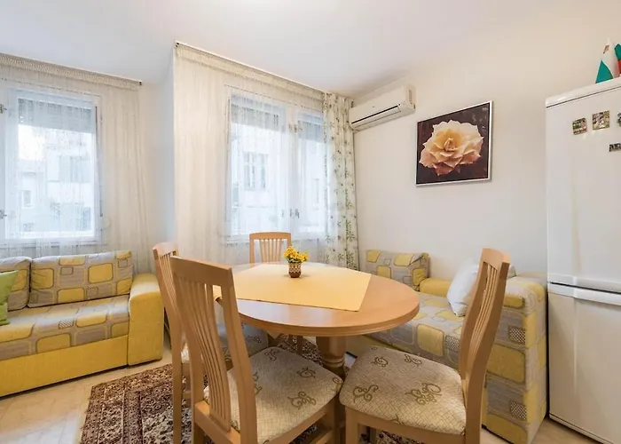 Calm Space In Center Lägenhet