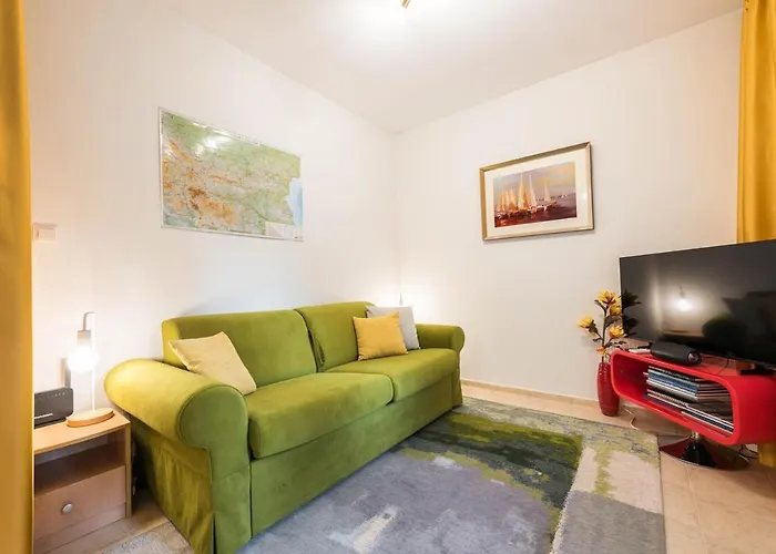 Calm Space In Center 公寓 *